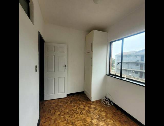 2 BEDROOM APARTMENT FOR SALE IN MONTCLAIR